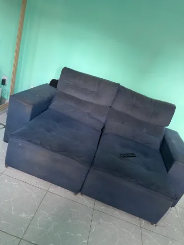 Sofá retrátil.