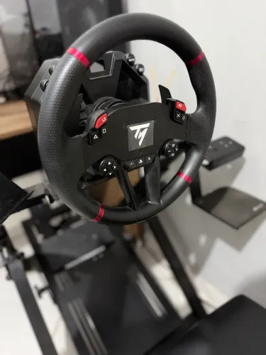 VOLANTE T598 + COCKIPT EXTREME RACING 