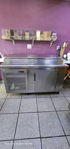 CONDIMENTADORA SEMI-NOVA AÇO INOX TODA REFRIGERADA