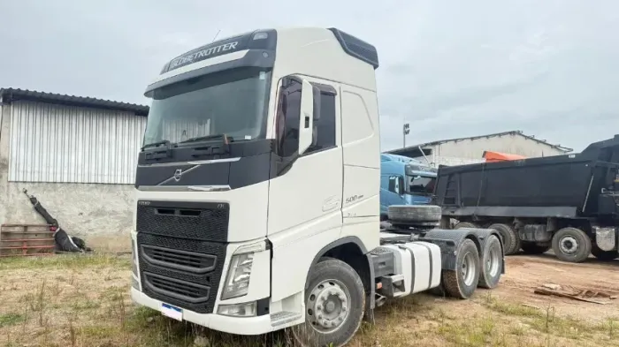 Volvo Fh 500 Globetrotter I-shift 6x2 Ano 2018