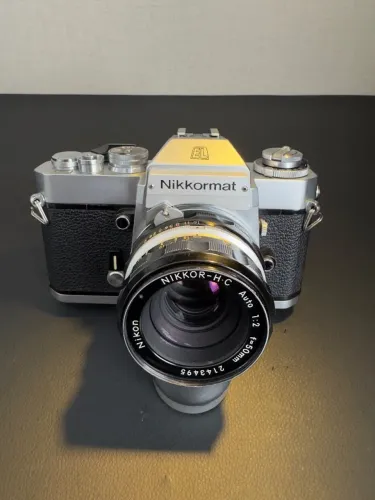 Nikkormat EL + Nikkor H.C 50mm f/2 - kit Nikon 35mm completo