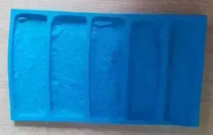 Forma de tijolinhos de Gesso 
