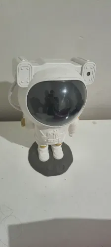 Projetor de galáxia astronauta