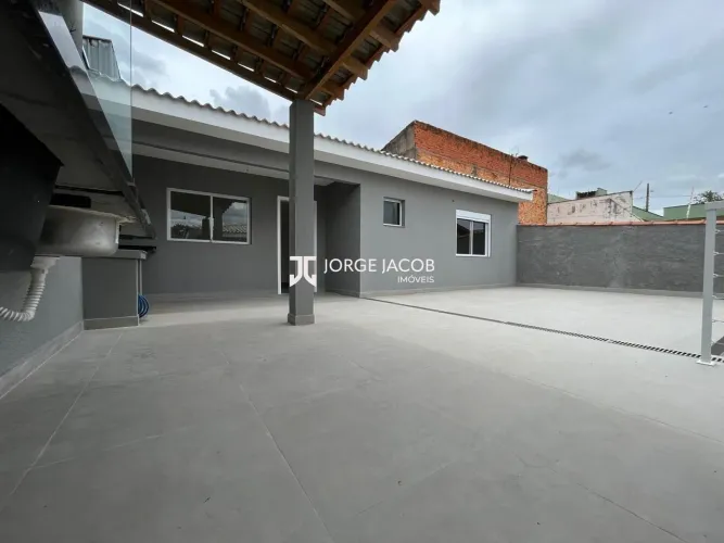 Casa Térrea à Venda - Totalmente Modernizada no Jardim América Sorocaba/SP