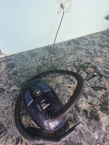 Aspirador Arno Nitro HEPA 1400?W - funcionando, ótimo estado.