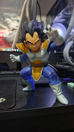 Estátua Vegeta Dragon Ball Z