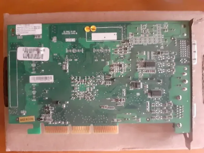 PLACA DE VÍDEO NVIDIA. VCI. D-YING M-VO R150630 94 V-0. C230. 8911 VER:200
