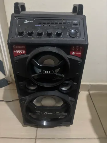 Vendo caixa de Som Lenoxx 500 wats