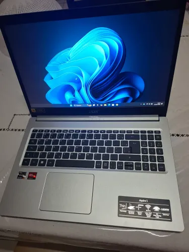 Acer aspire 5 excelente estado , potente e rapido, nunca foi para assistência 