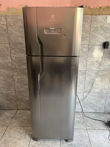 GELADEIRA ELECTROLUX INOX 280L 
