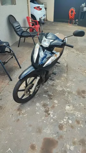 Biz 125 2017/2018 13mil reais 