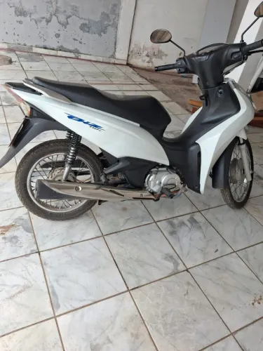 Vendo Honda Biz 110 Único Dono