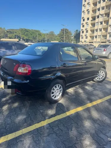 Fiat Siena Celebration 1.0 Fire Flex 8V 4P 2011