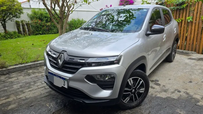 Renault Kwid Intense 1.0 Flex 12V 5P Mec. 2023