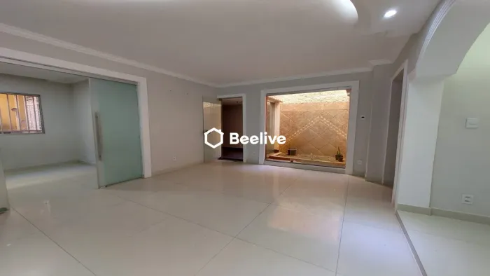 Apartamento com garagem privativa no Caiçaras - LO
