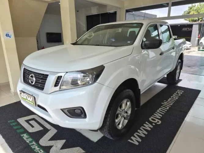 Nissan Frontier S CD 4X4 2.3 TB Diesel Mec. 2022