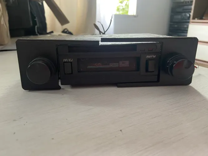 Radio carro NÃO LIGA