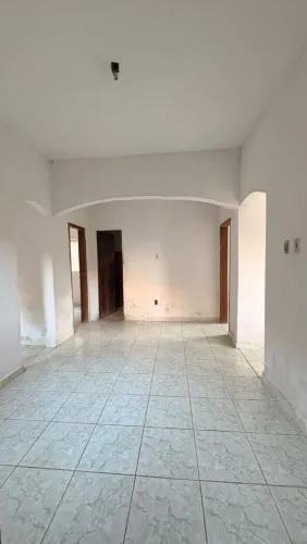 URGENTE: casa Barata em Urucania / Ponte Nova terreiro grande (oportunidade)