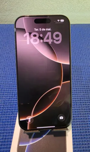 Apple iPhone 16 Pro 128GB, Titânio Natural,Tela 6,3", Câm 48+48+12MP Frontal 12MP 
