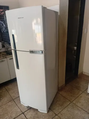 Geladeira Brastemp frost free controle digital de temperatura 398 litros