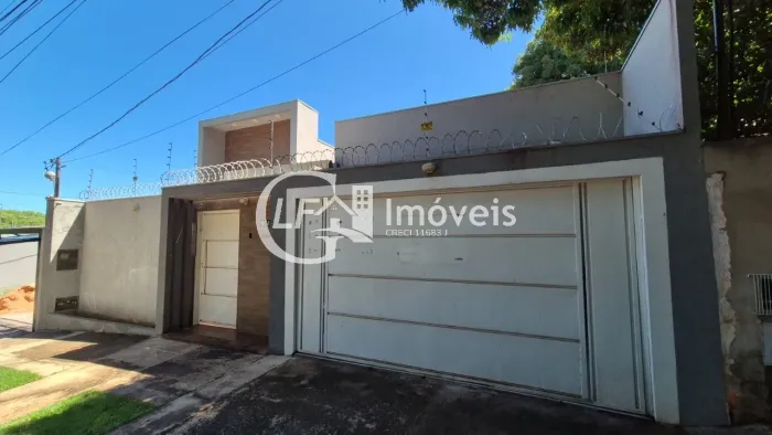 Imperdível oportunidade! Casa à venda em Campo Grande-MS, bairro Recanto dos Pássaros, 3 q