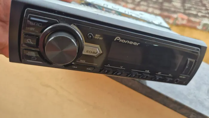 Auto rádio/USB automotivo Pioneer original.
