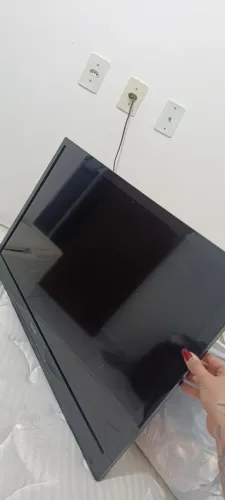 TV Philips 32? com controle - não Smart - com defeito