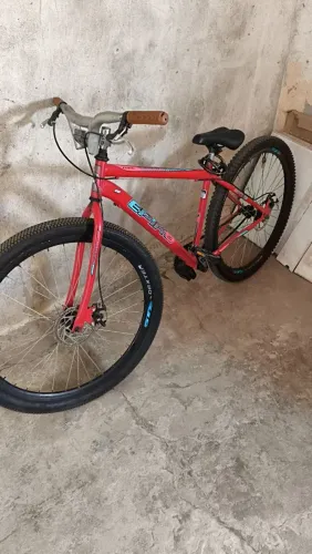 Bicicleta aro 29 550 chega pra loja quem chegar primeiro leva