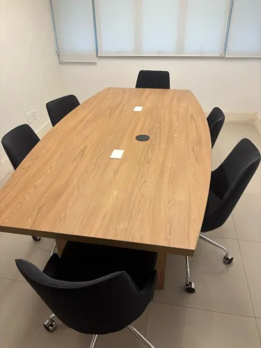 Jogo de Mesa e cadeiras