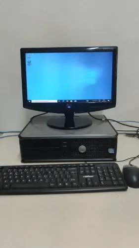 PC Dell Optiplex 745 - monitor 17 AOC