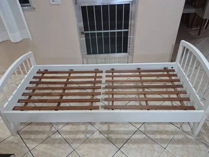 CAMA DE SOLTEIRO INFANTIL BRANCA