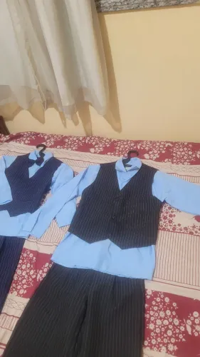 Roupa social para menino 4 e 8 anos