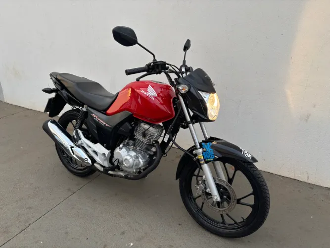 Vendo ou troco por MOTO Honda CG Start 160 2023 c/ 2026 Pago