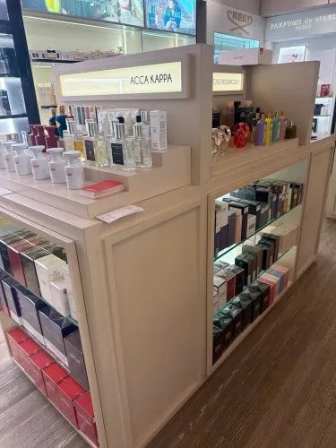Móveis para perfumaria