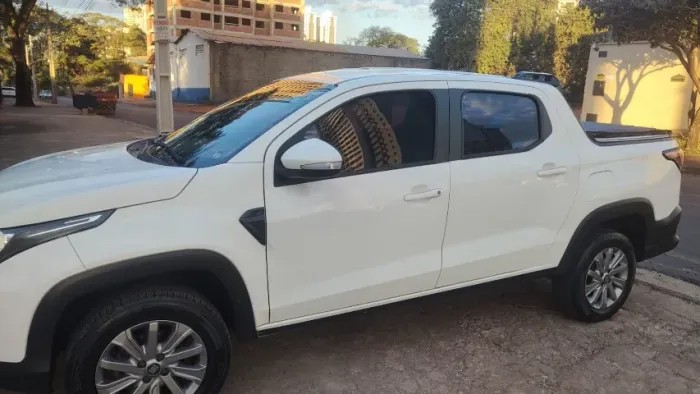 Fiat Strada Freedom 1.3 Flex 8V CD 2022