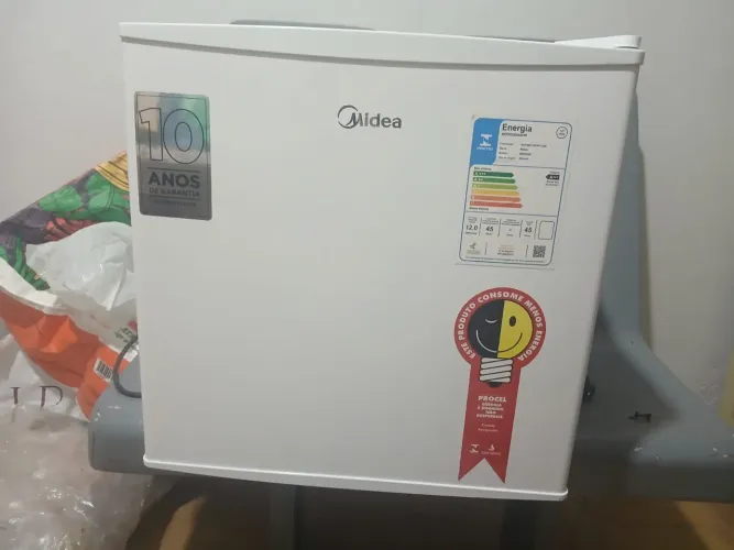 Frigobar Midea 45L