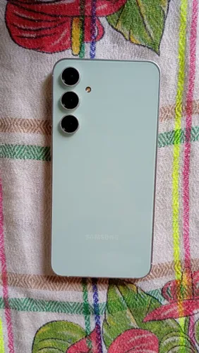 Samsung Galaxy S23 FE (leia a descrição)