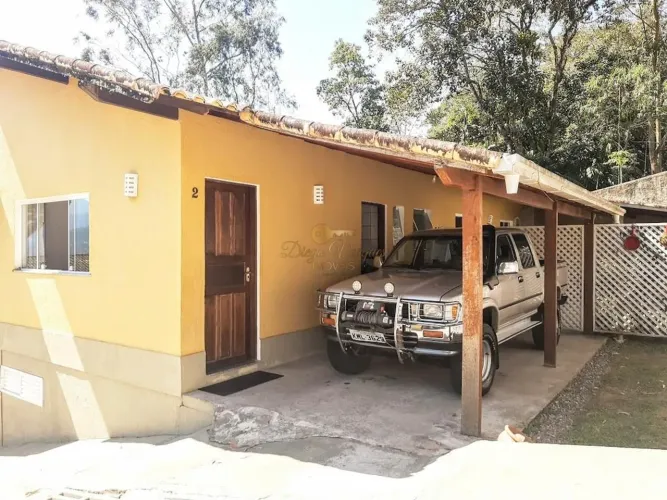 Casa em Condomínio para Venda em Teresópolis, Araras, 2 dormitórios, 1 banheiro, 3 vagas