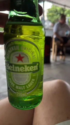 Atendente para bar no centro de Goiânia