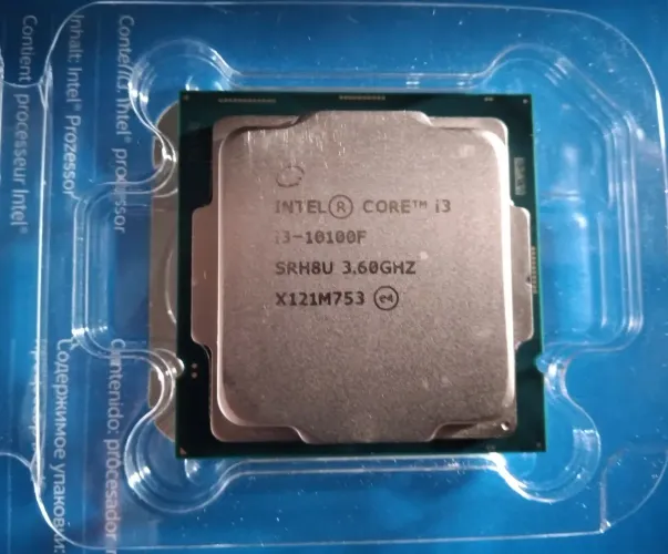 Intel Core i3-10100F, 4 Núcleos, 8 Threads, 3.60GHz (4.30GHz Turbo) - Estado de Novo.