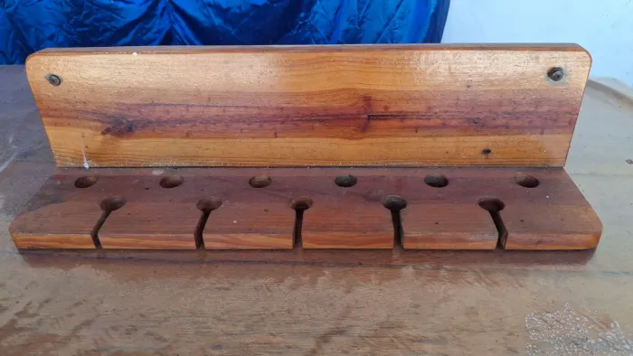 Suporte para espetos de churrasco
