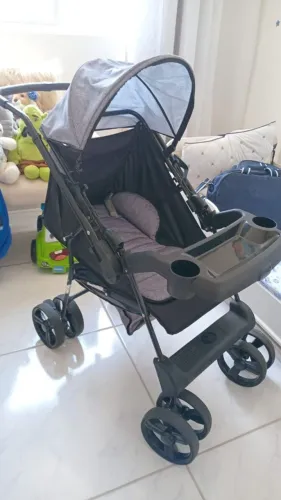 Kit carrinho de bebê e bebê conforto Tutti Baby Solare
