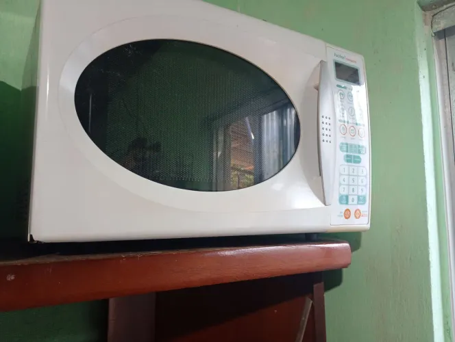 Microondas lindo Consul 20 litros