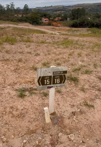 OPORTUNIDADE: LOTE 360 M2 EM TIRADENTES - MINAS GERAIS