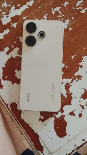 Redimi note 13 semi-novo