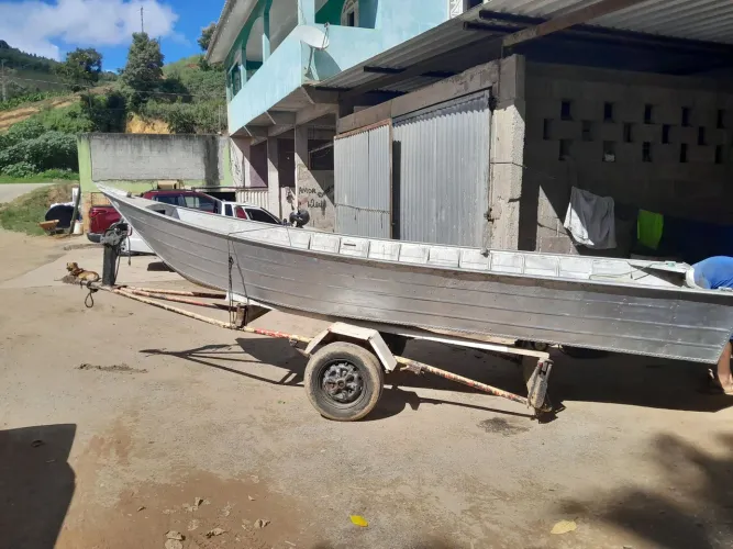 Vendo barco alumínio 