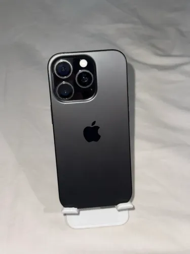 16 Pro 256 GB