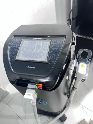 Máquina de depilação a laser