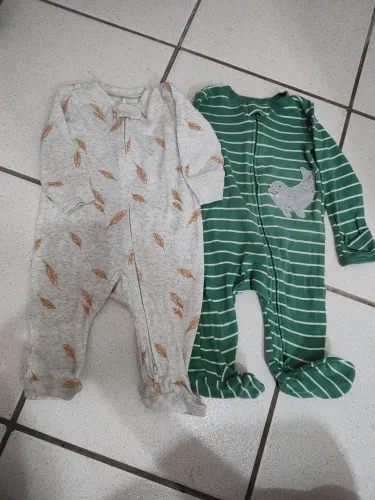 2 macacões Carter's 3M 
