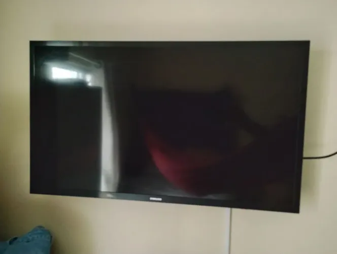 Tv Led Samsung 32" (NÃO É SMART)